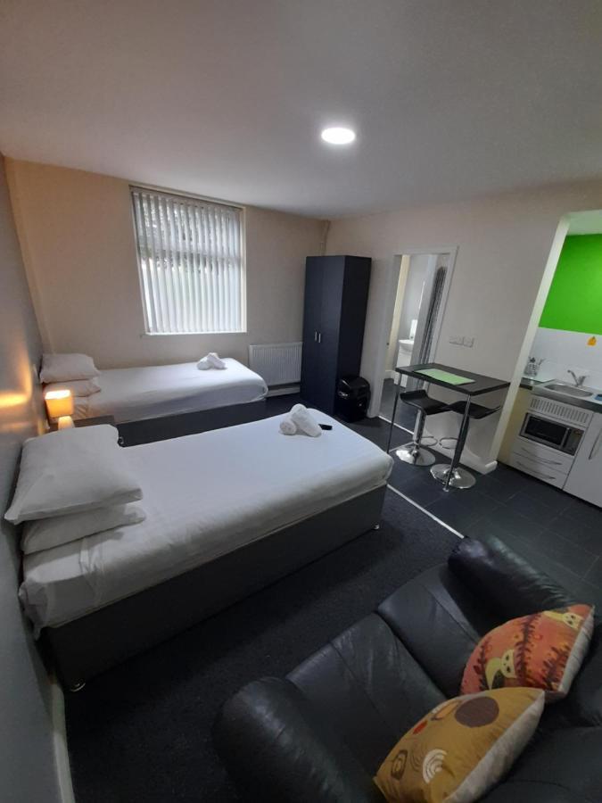 Lymedale Suites Studios & Aparthotel In Newcastle Under Lyme & Stoke 外观 照片